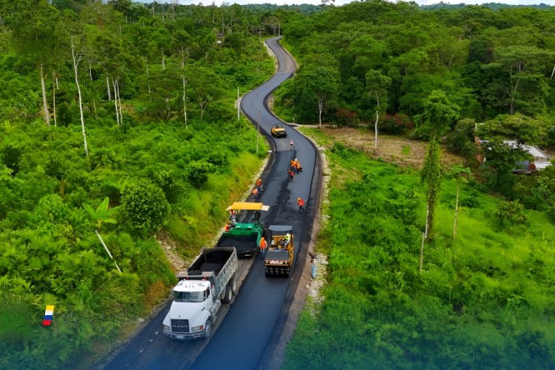 Chonta Punta deja atrás el abandono: inicia asfaltado de la vía La Florida – José Tanguila.