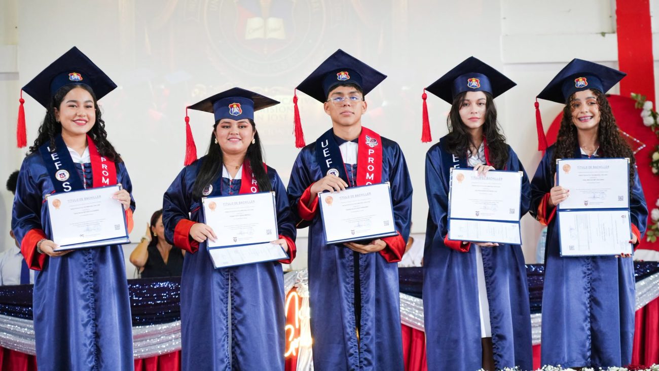 2.288 estudiantes obtuvieron el título de bachiller