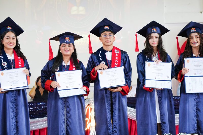 2.288 estudiantes obtuvieron el título de bachiller